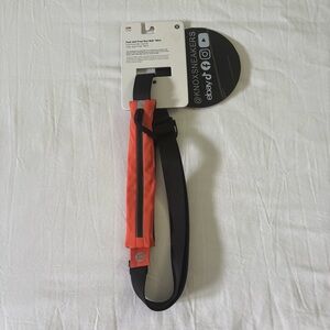 Lululemon Fast Free Run Belt *Mini Bag Size WMCO/BLK Orange Black Size S/M